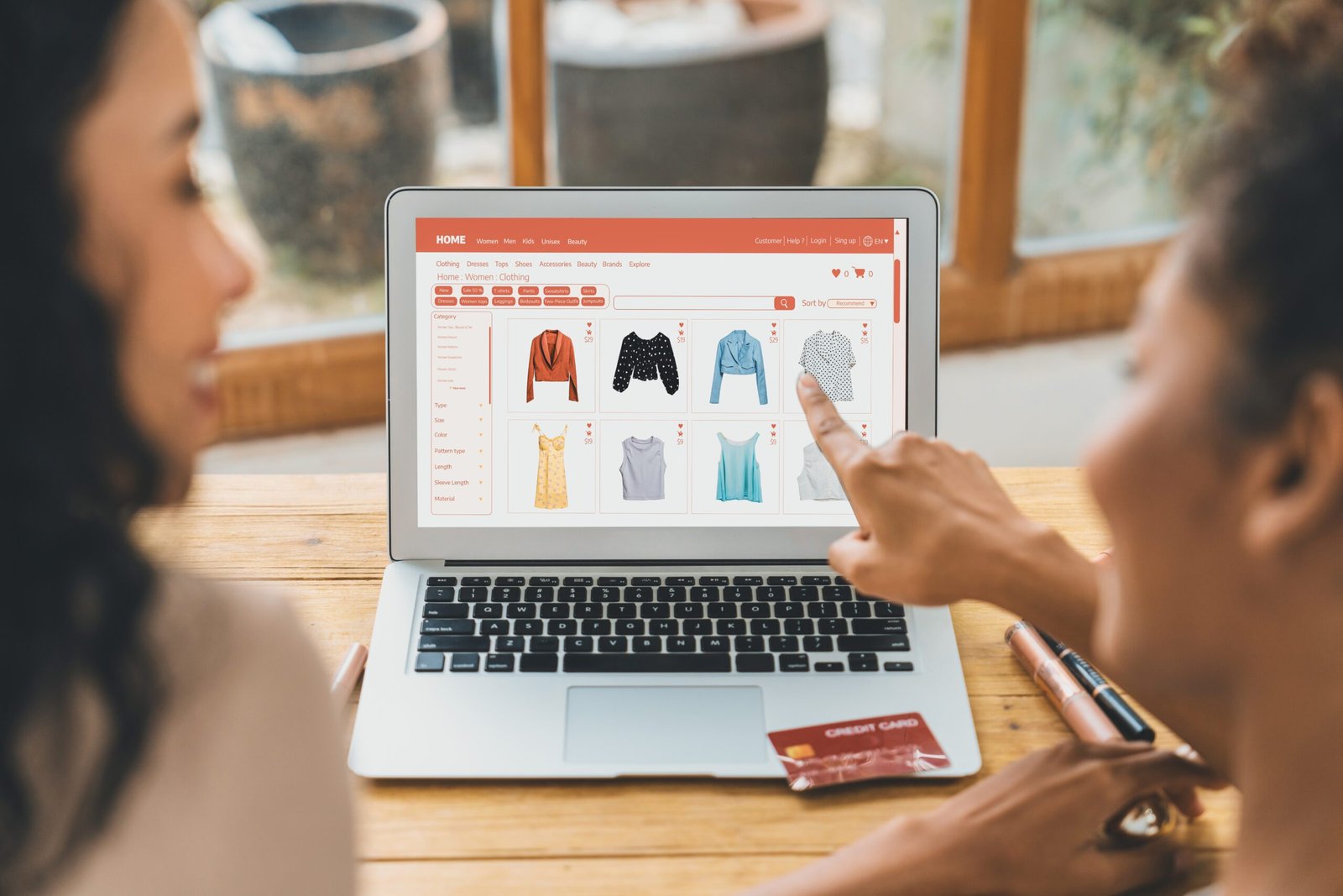 User-friendly Shopify fashion store with responsive design